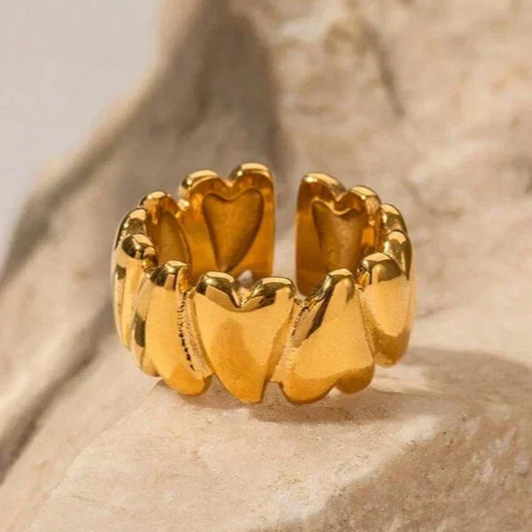 Hazel | Wrap-Around Heart Ring