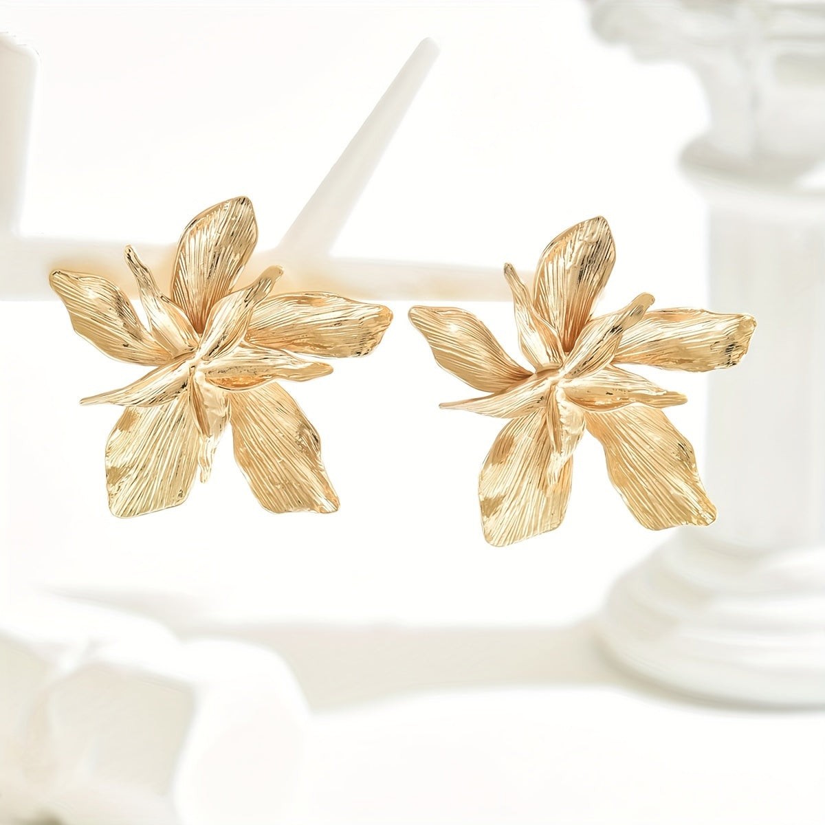 Lana | Golden Floral Drop Earrings