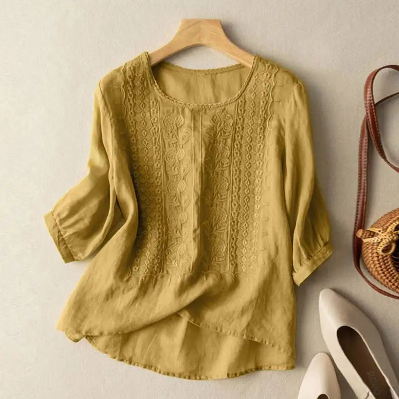 Amara - Embroidered Vintage Blouse