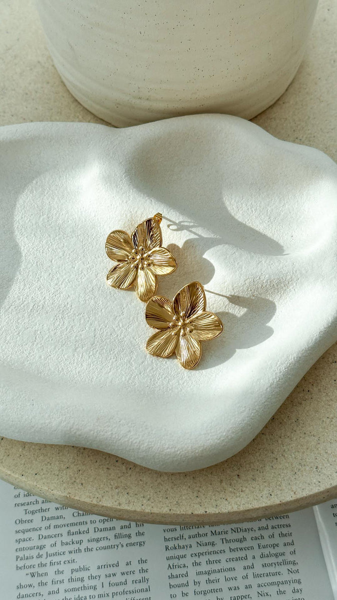 Lexi | Gold Plated Flower Earrings