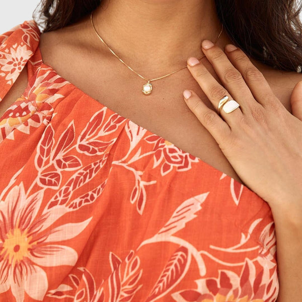 Bailey | Gold Pearl Pendant Necklace