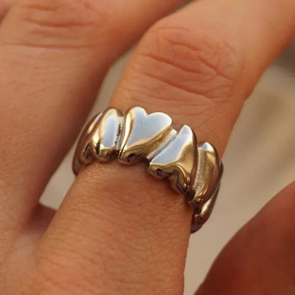 Hazel | Wrap-Around Heart Ring